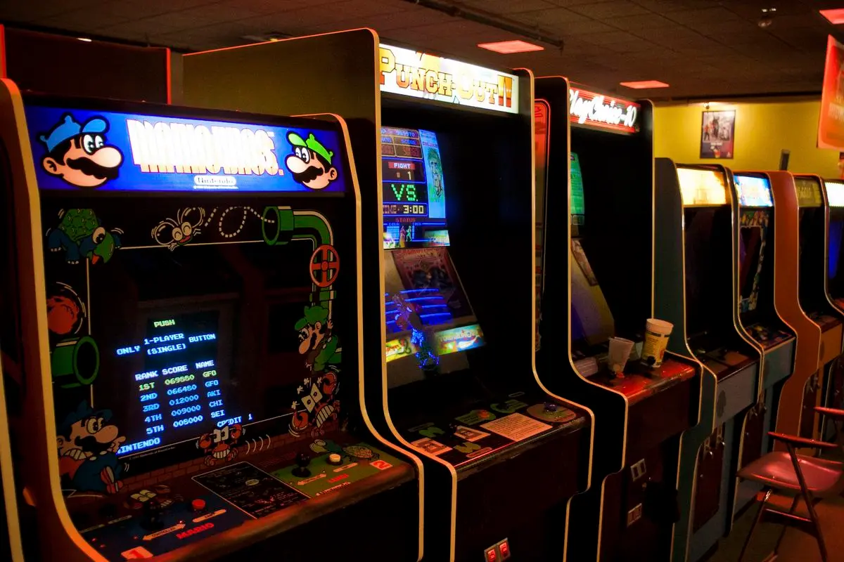 vintage arcade machine design ideas