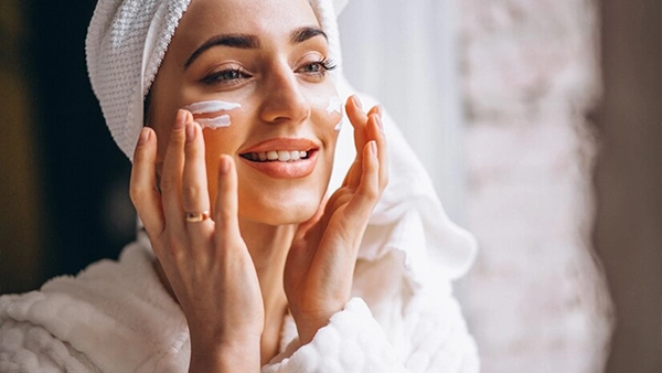 Benefits of Tailored Skincare Routines for Women in Real Estate